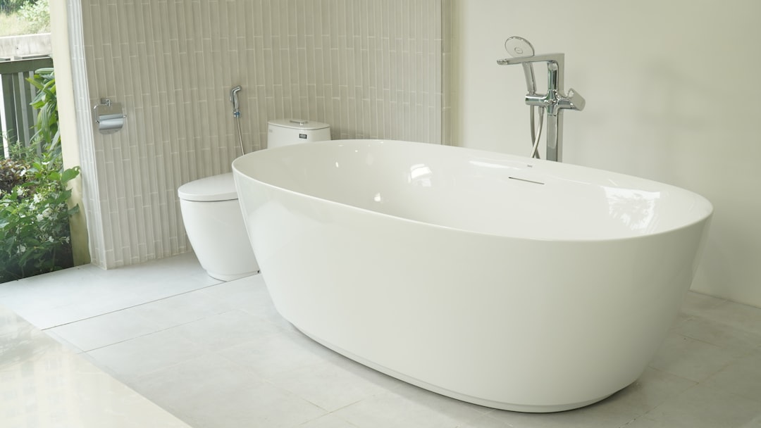 Understanding Walk In Tub Installation Costs and Service Options