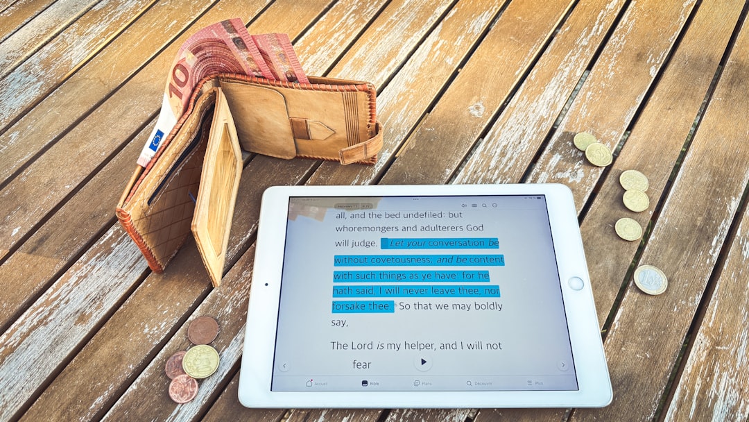 What to Consider When Reviewing Final Expense Insurance Quotes Online